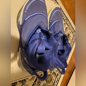 Nike adapt bb 2.0 blue size 11